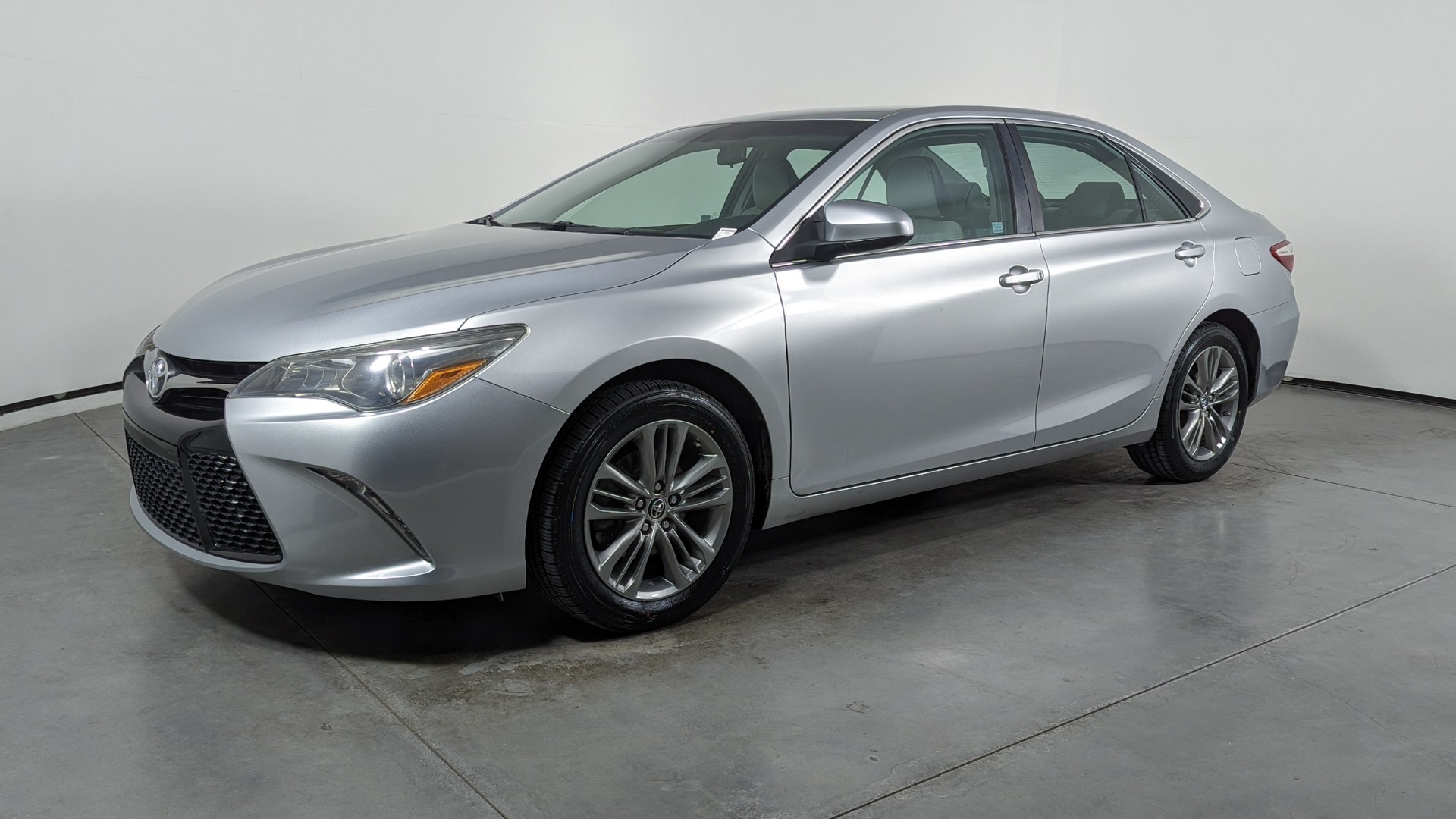 Used 2015 TOYOTA CAMRY SE for sale in SAN ANTONIO 128958 Carvix