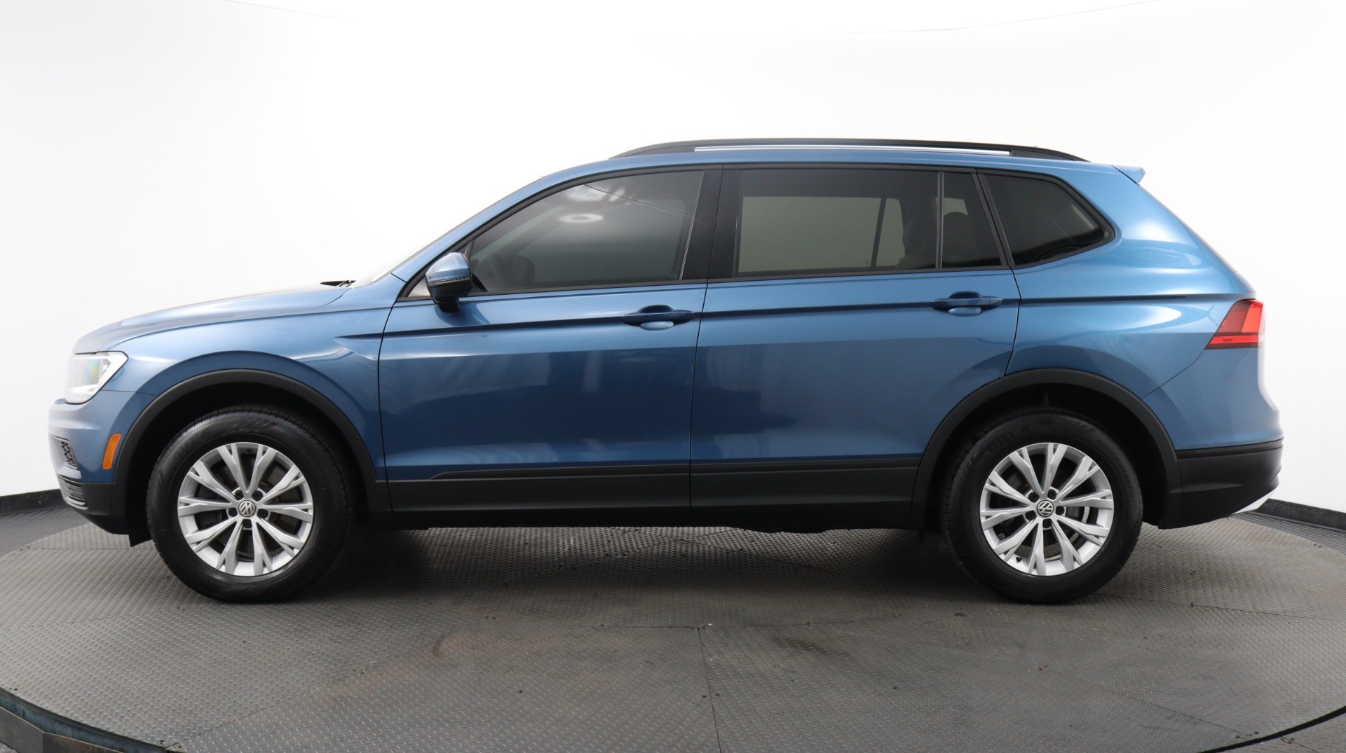 Used 2020 VOLKSWAGEN TIGUAN S for sale in WEST PALM 129393
