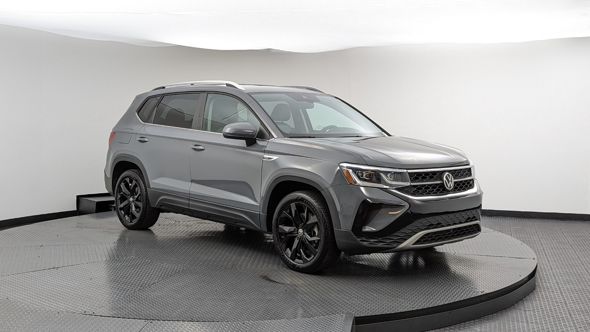 Used 2022 VOLKSWAGEN TAOS SEL for sale in undefined 130047