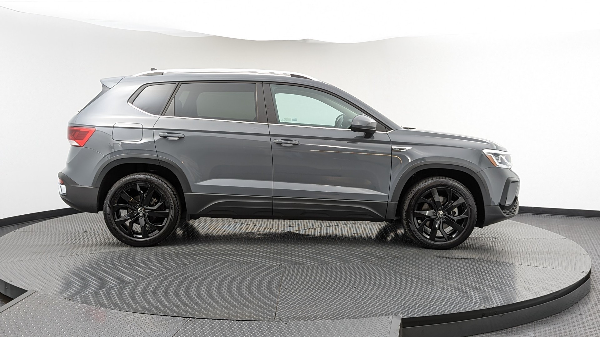 Used 2022 VOLKSWAGEN TAOS SEL for sale in undefined 130047