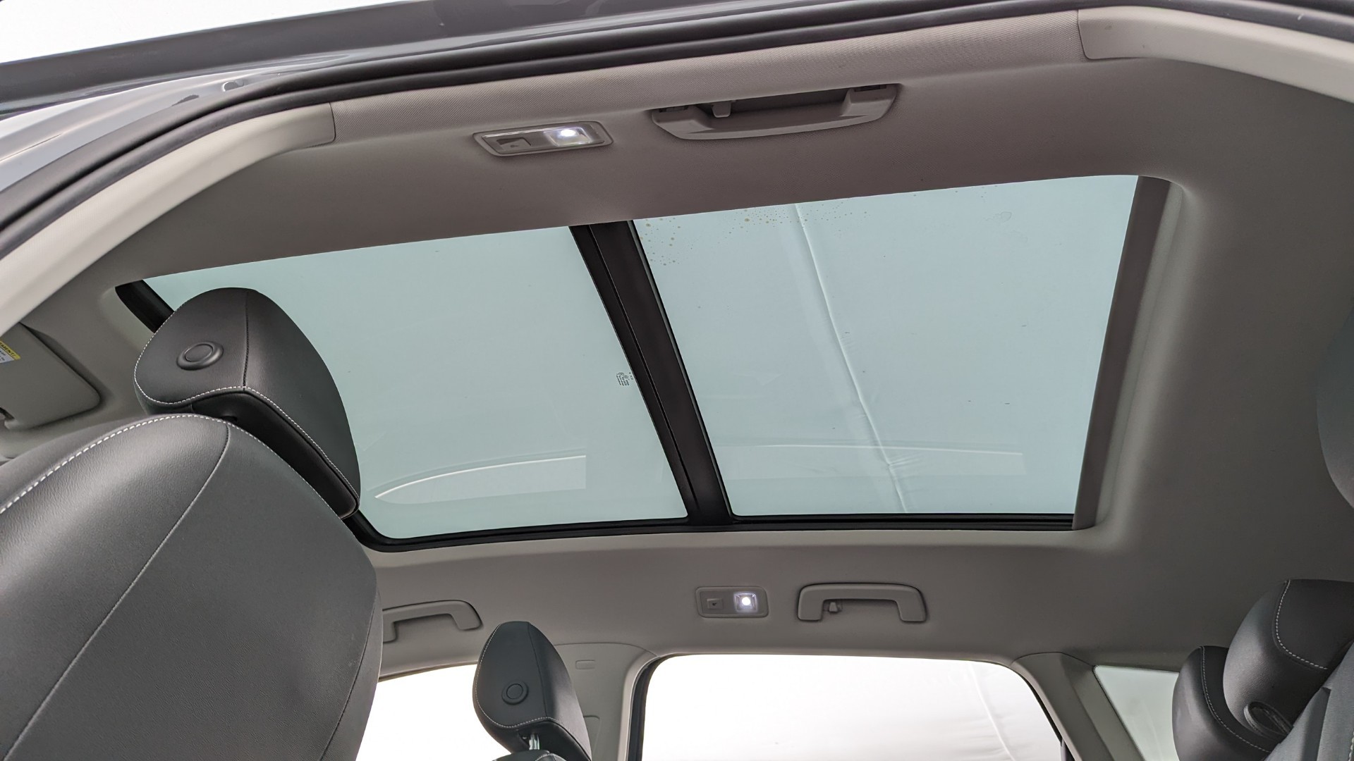 Used 2022 VOLKSWAGEN TAOS SEL for sale in undefined 130047