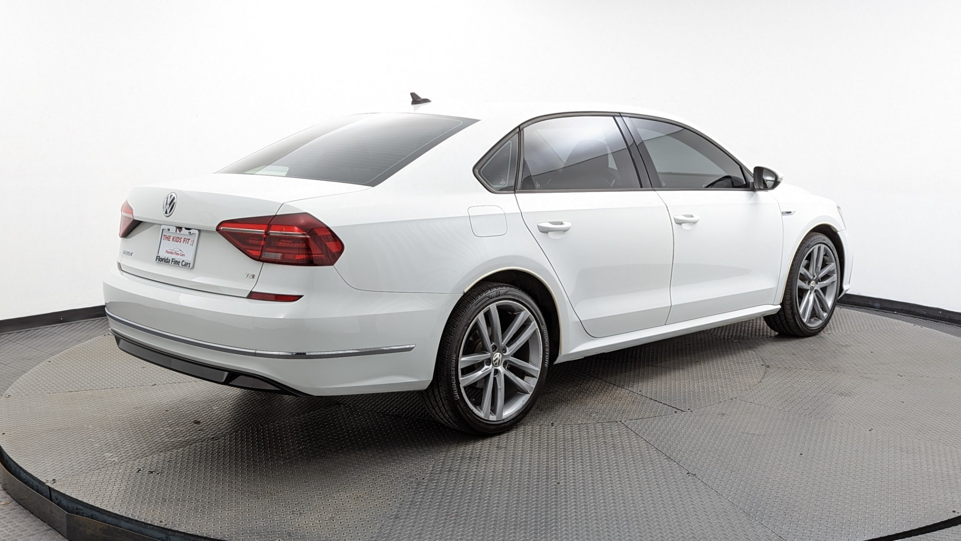 Florida Fine Cars - Used VOLKSWAGEN PASSAT 2018 WEST PALM R-LINE