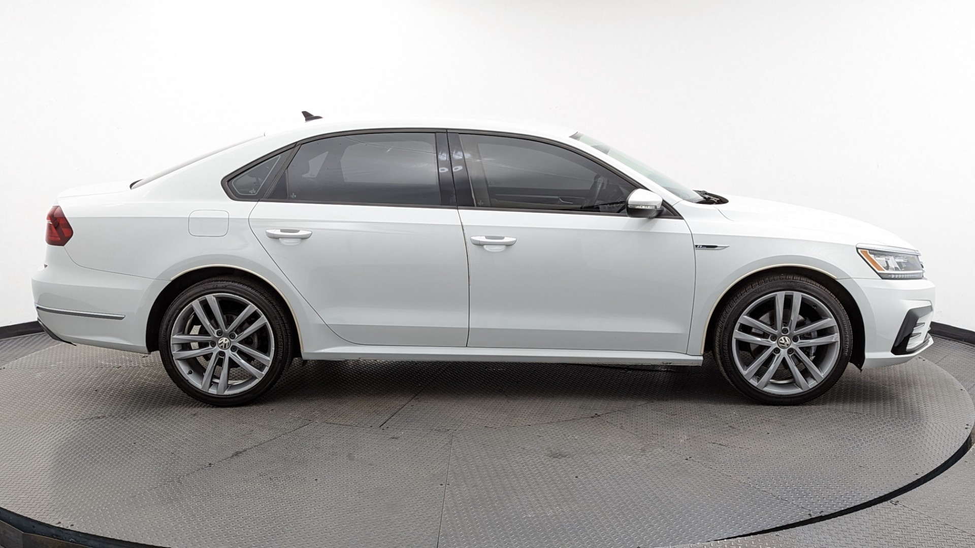 Florida Fine Cars - Used VOLKSWAGEN PASSAT 2018 WEST PALM R-LINE