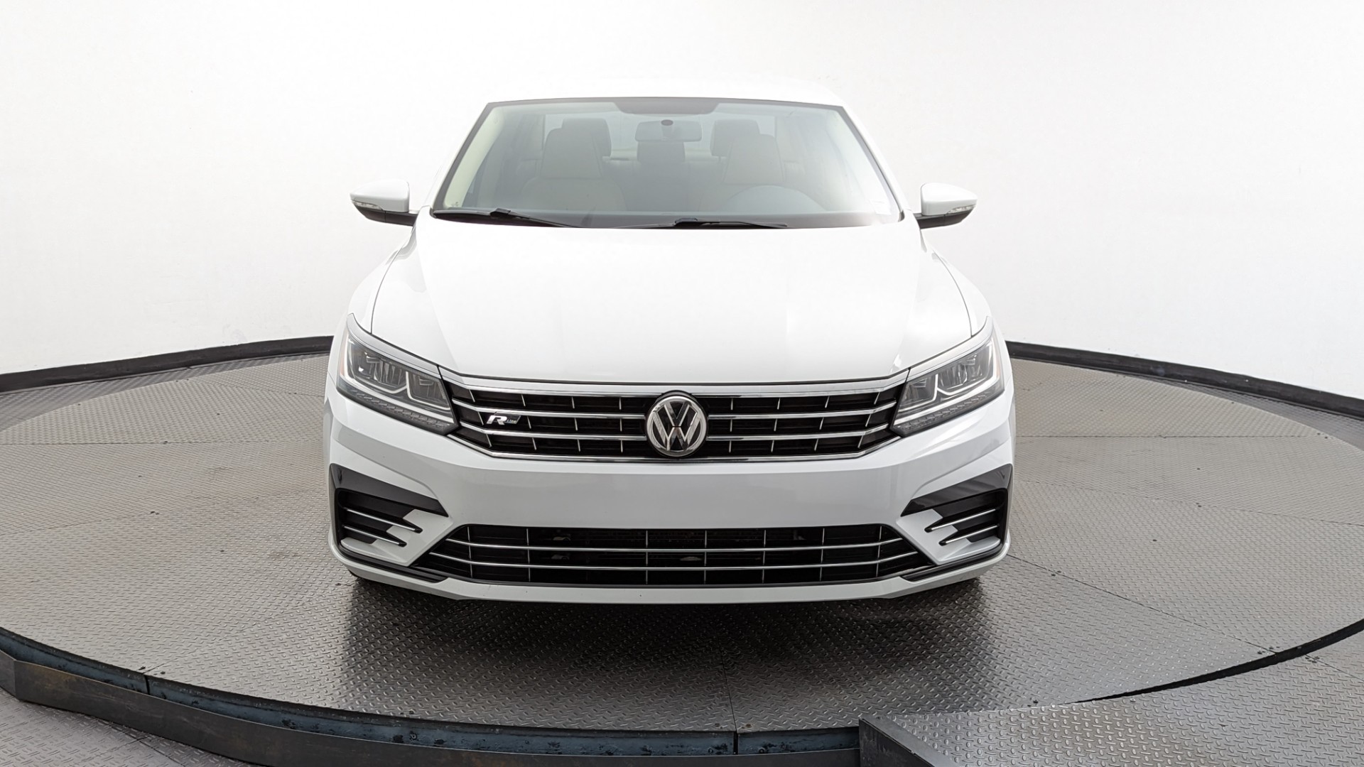 Florida Fine Cars - Used VOLKSWAGEN PASSAT 2018 WEST PALM R-LINE