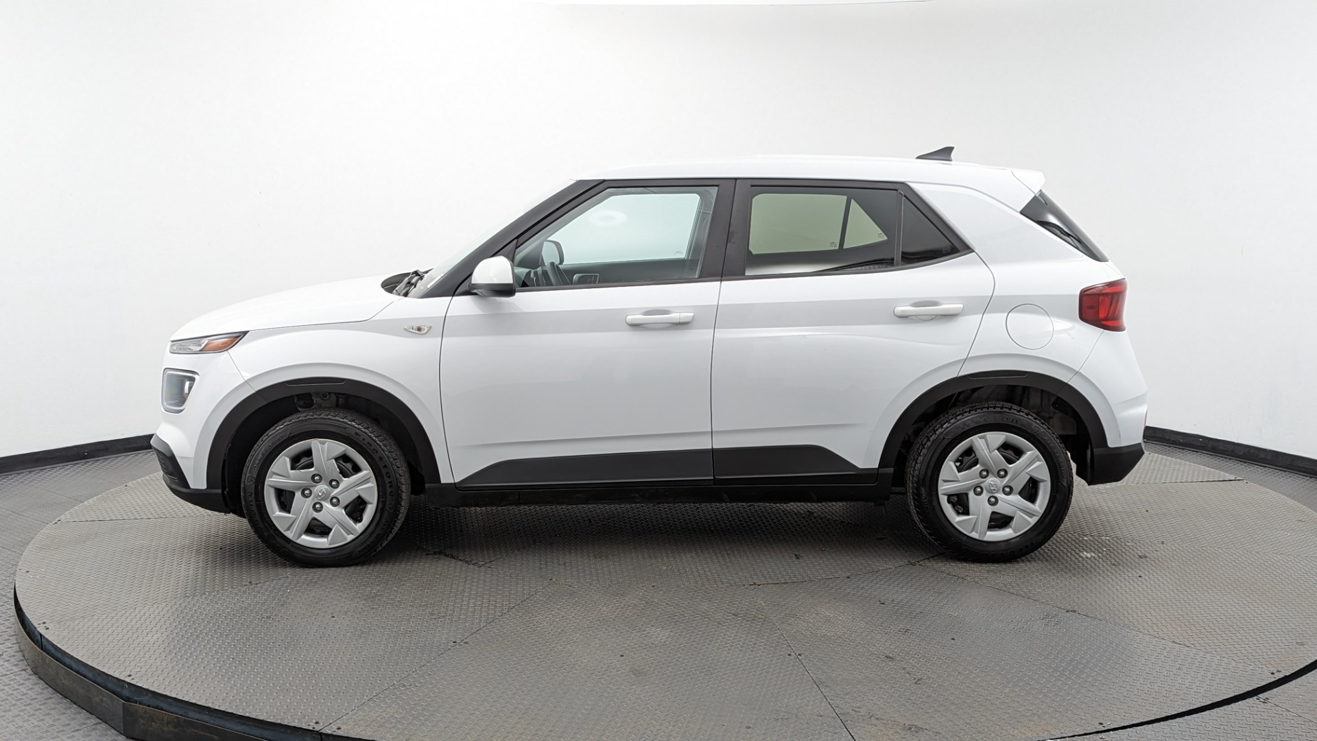 Used 2020 HYUNDAI VENUE SE for sale in MARGATE | 130548