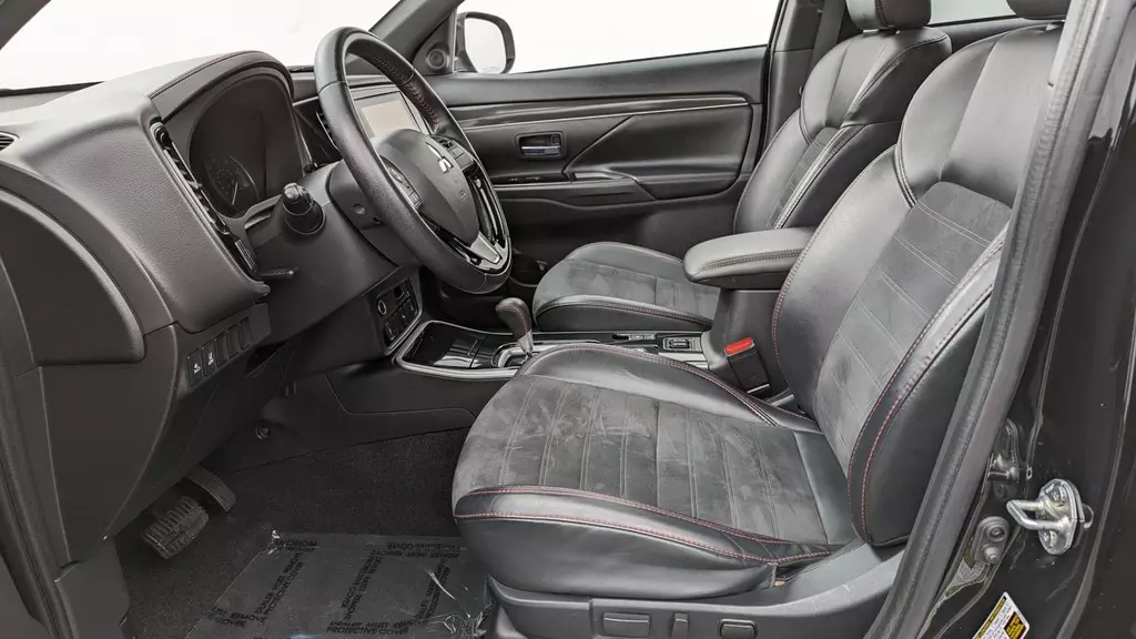 Florida Fine Cars - Used MITSUBISHI OUTLANDER 2020 MIAMI LE