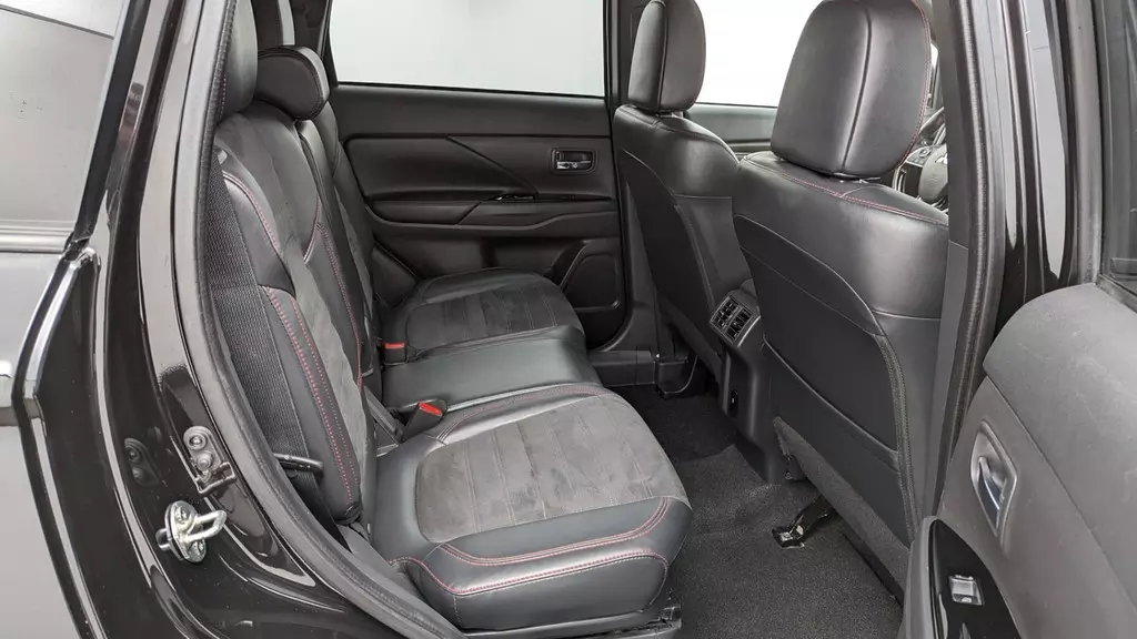 Florida Fine Cars - Used MITSUBISHI OUTLANDER 2020 MIAMI LE