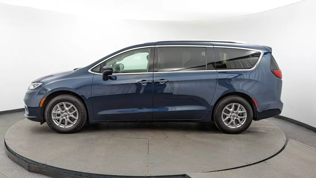 Florida Fine Cars - Used CHRYSLER PACIFICA 2021 MIAMI TOURING L