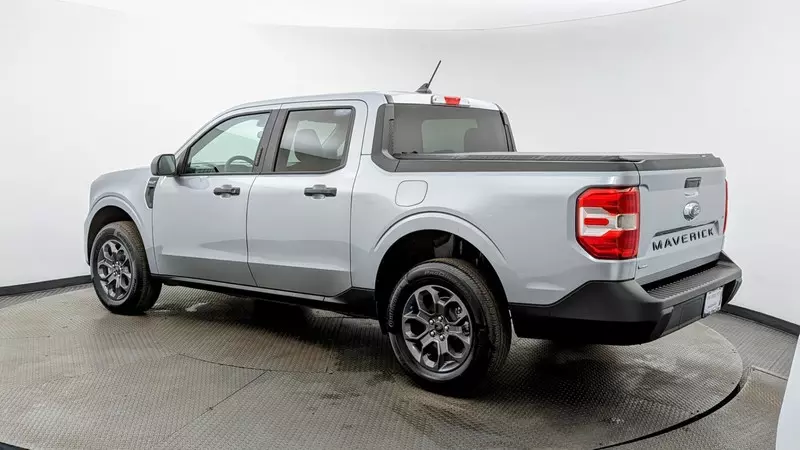 Used 2023 FORD MAVERICK XLT 2.5L HYBRID for sale in MIAMI | 133749
