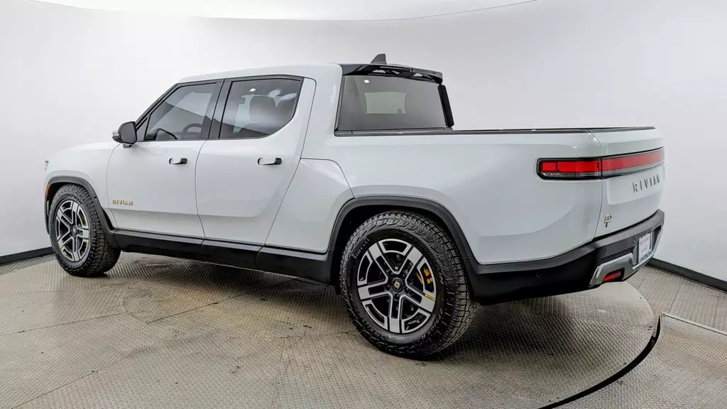 Florida Fine Cars - Used RIVIAN R1T 2022 MIAMI
