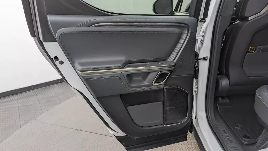 Florida Fine Cars - Used RIVIAN R1T 2022 MIAMI