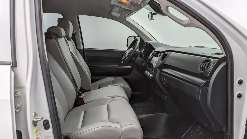 Florida Fine Cars - Used TOYOTA TUNDRA 4WD 2018 WEST PALM SR