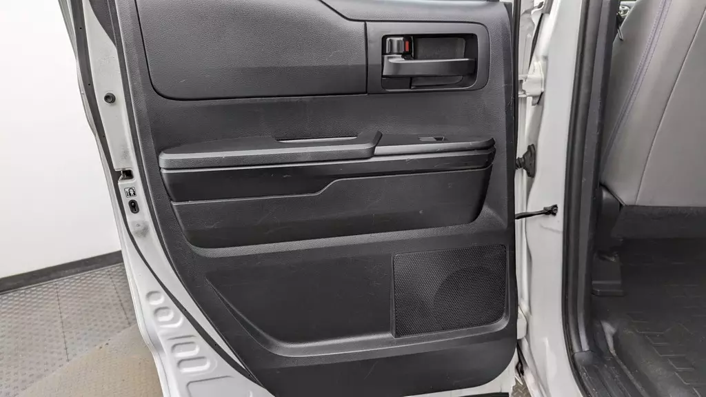 Florida Fine Cars - Used TOYOTA TUNDRA 4WD 2018 WEST PALM SR