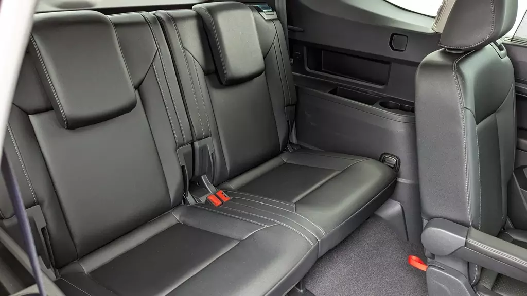 Florida Fine Cars - Used VOLKSWAGEN ATLAS 2019 MARGATE 3.6L V6 SE W/TECHNOLOGY R-LINE