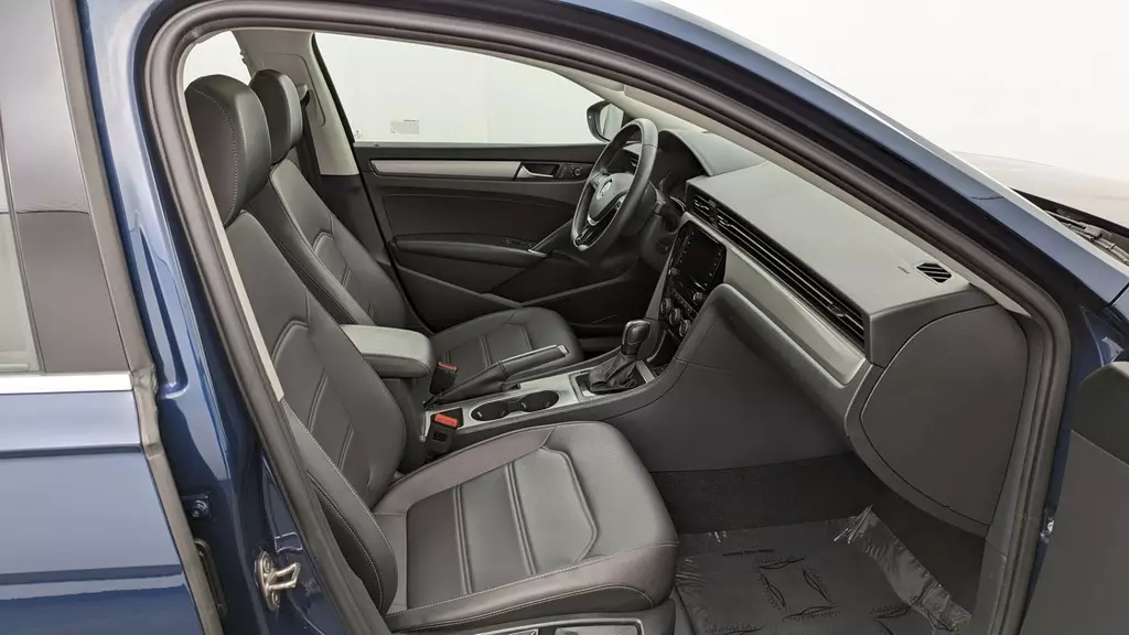 Florida Fine Cars - Used VOLKSWAGEN PASSAT 2022 MIAMI 2.0T SE