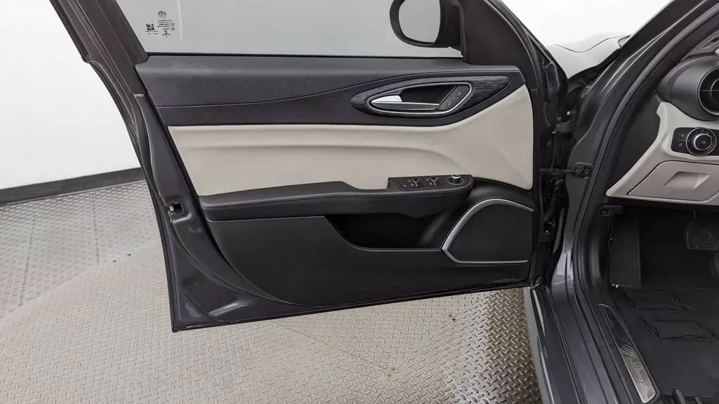 Florida Fine Cars - Used ALFA ROMEO GIULIA 2019 WEST PALM SPORT