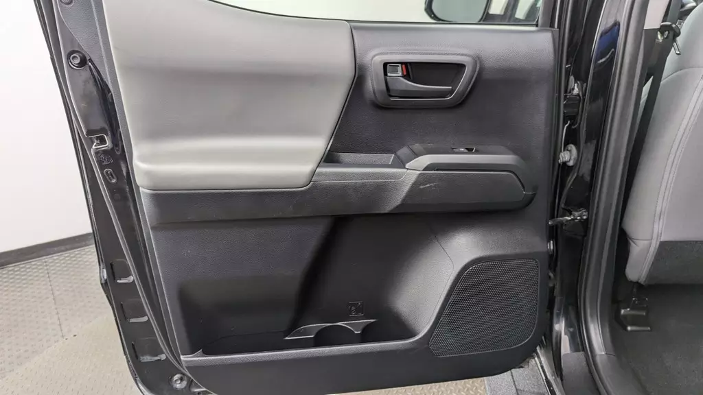 Florida Fine Cars - Used TOYOTA TACOMA 4WD 2021 MIAMI SR