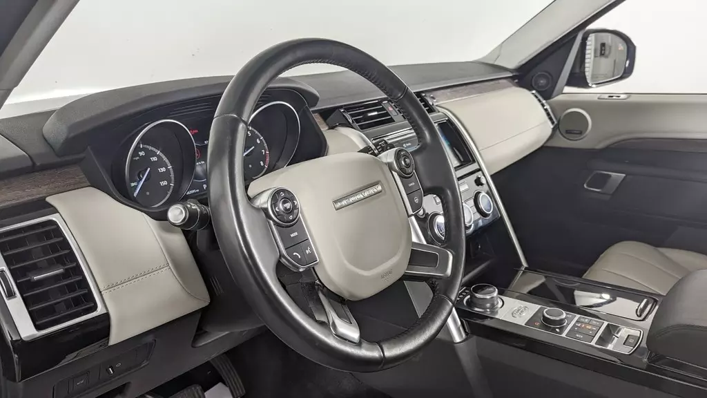 Florida Fine Cars - Used LAND ROVER DISCOVERY 2017 SAN ANTONIO HSE