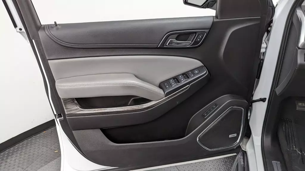 Florida Fine Cars - Used CHEVROLET SUBURBAN 2019 WEST PALM LT