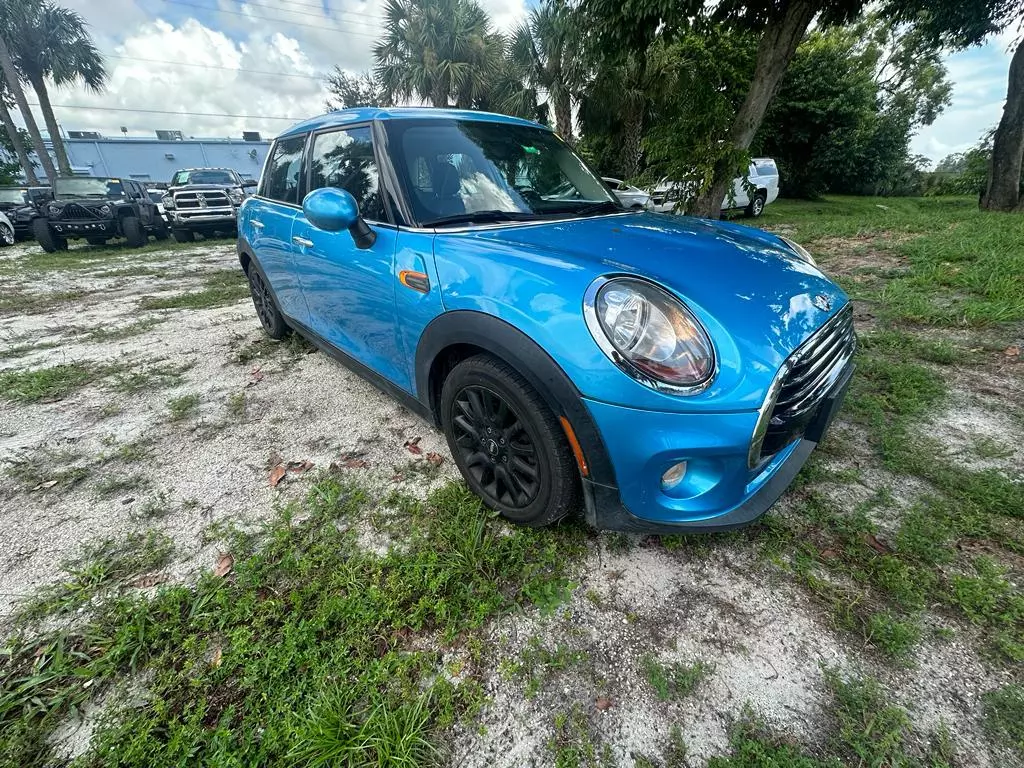 Florida Fine Cars - Used MINI HARDTOP 4 DOOR 2018 WEST PALM COOPER