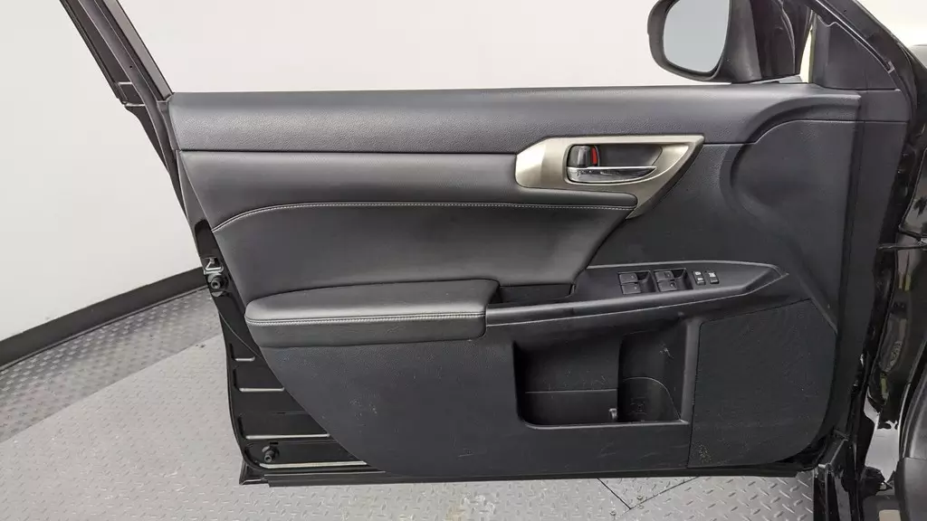 Florida Fine Cars - Used LEXUS CT 200H 2016 MIAMI HYBRID