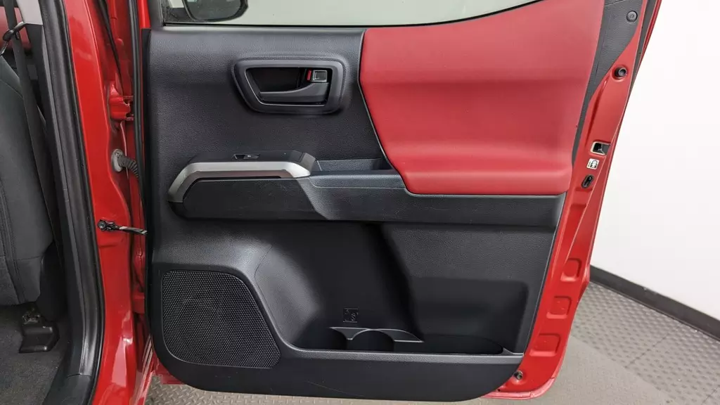 Florida Fine Cars - Used TOYOTA TACOMA 2017 MARGATE SR5