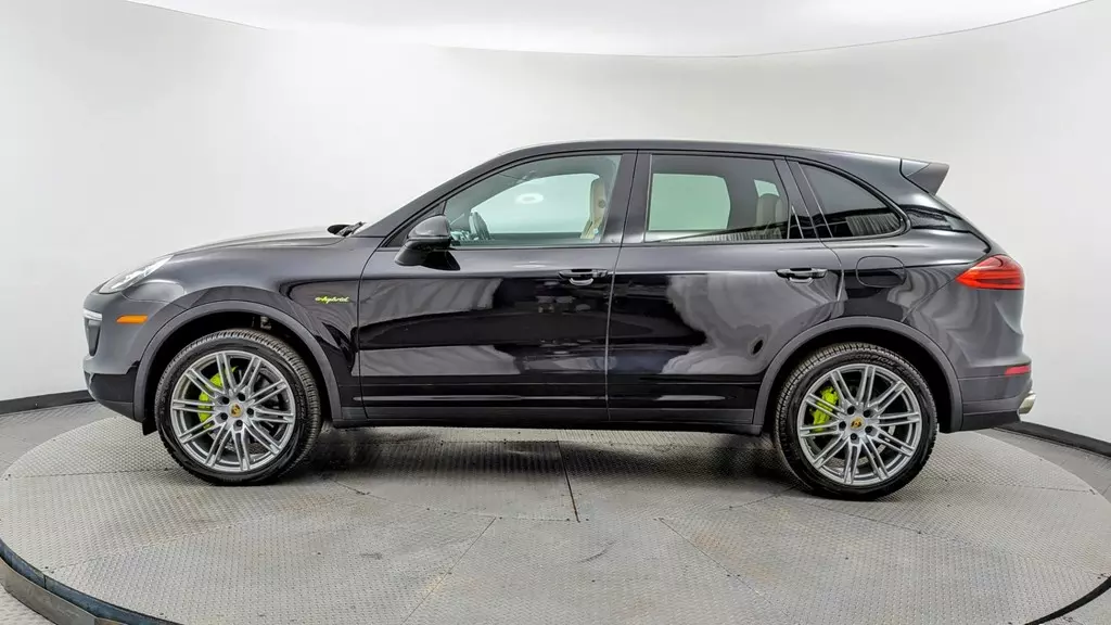 Florida Fine Cars - Used PORSCHE CAYENNE 2016 MARGATE S E-HYBRID