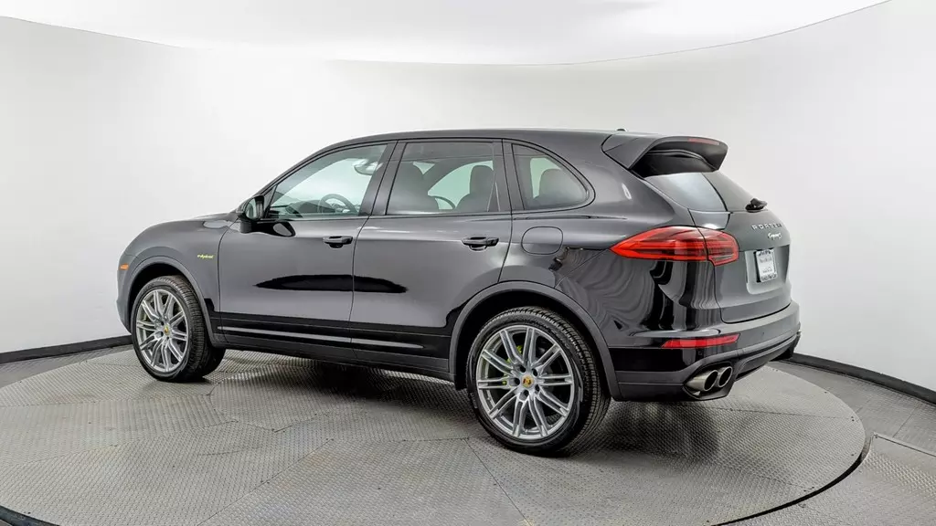 Florida Fine Cars - Used PORSCHE CAYENNE 2016 MARGATE S E-HYBRID