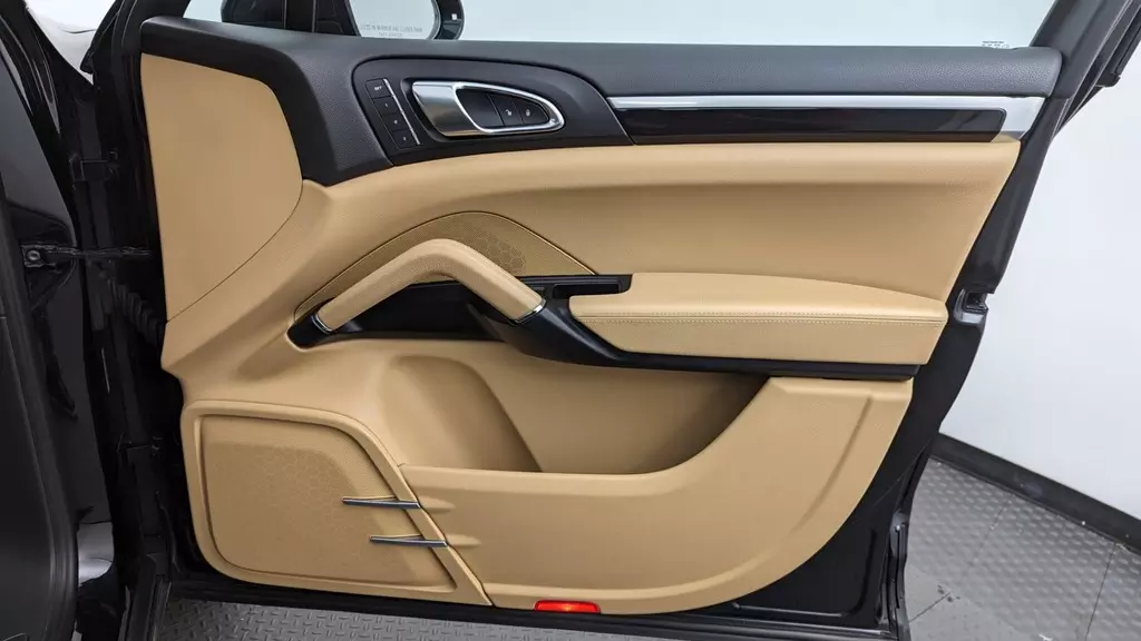 Florida Fine Cars - Used PORSCHE CAYENNE 2016 MARGATE S E-HYBRID