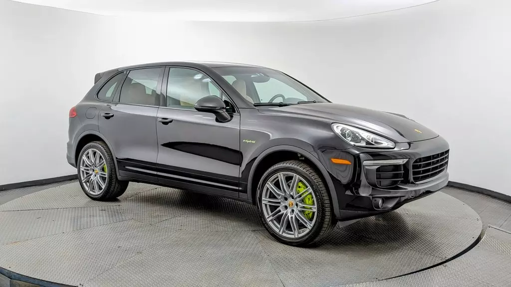 Florida Fine Cars - Used PORSCHE CAYENNE 2016 MARGATE S E-HYBRID