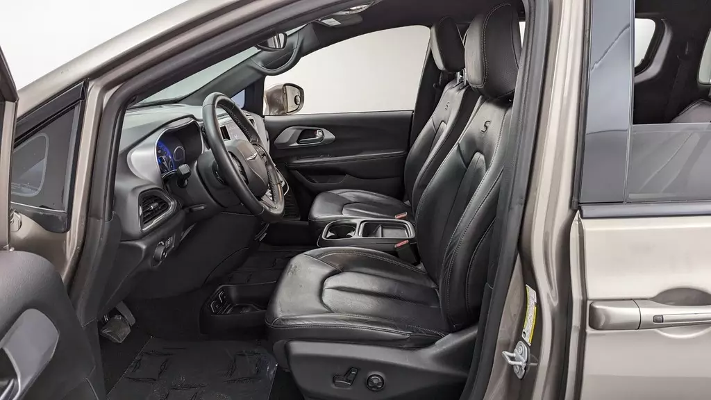 Florida Fine Cars - Used CHRYSLER PACIFICA 2018 MARGATE TOURING L