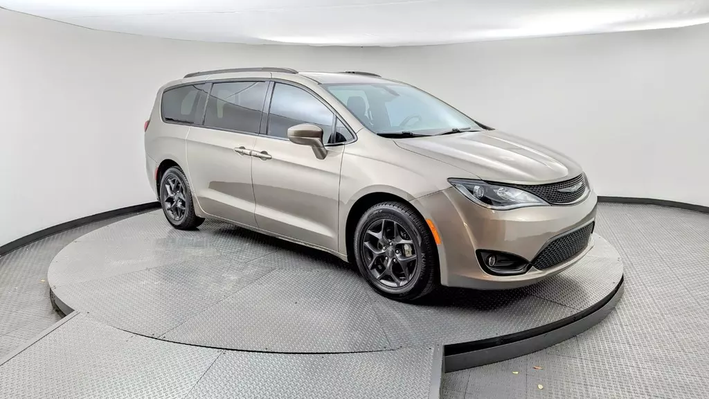 Florida Fine Cars - Used CHRYSLER PACIFICA 2018 MARGATE TOURING L