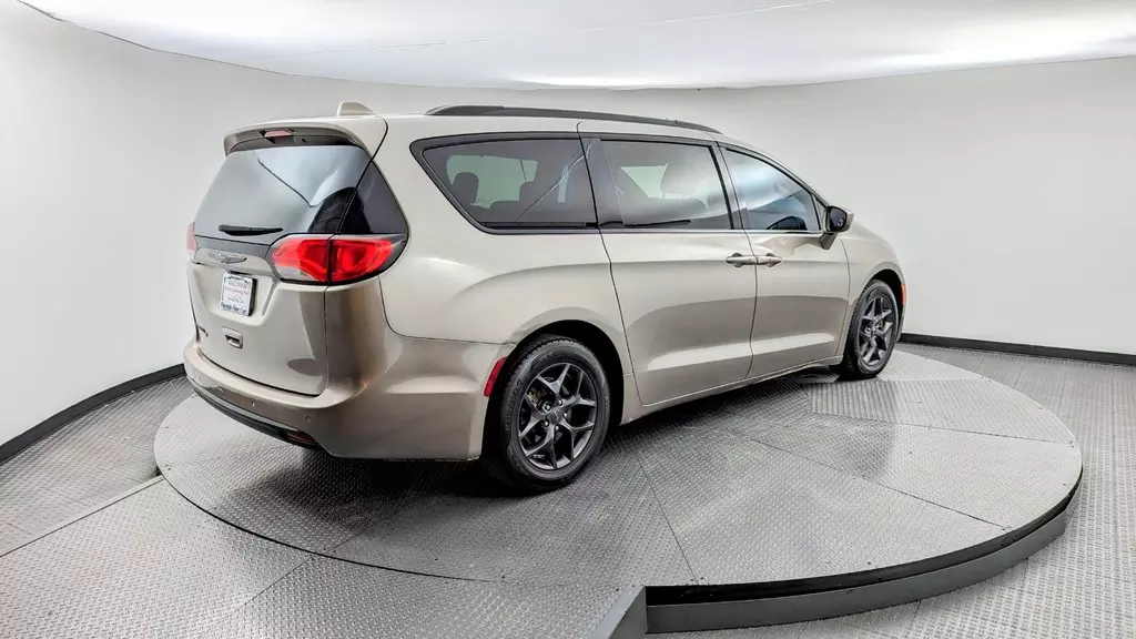 Florida Fine Cars - Used CHRYSLER PACIFICA 2018 MARGATE TOURING L