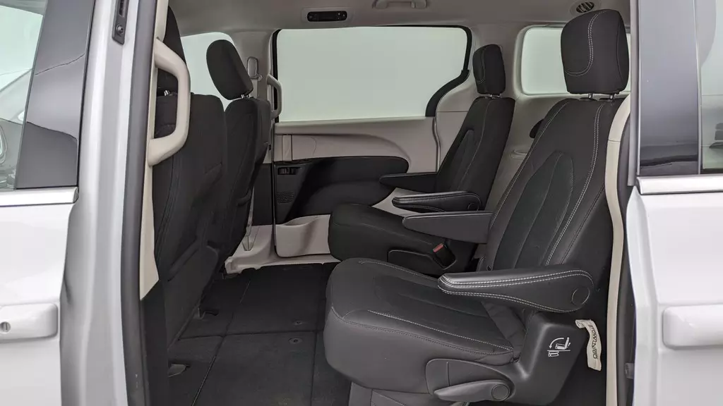 Florida Fine Cars - Used CHRYSLER VOYAGER 2022 MIAMI LX