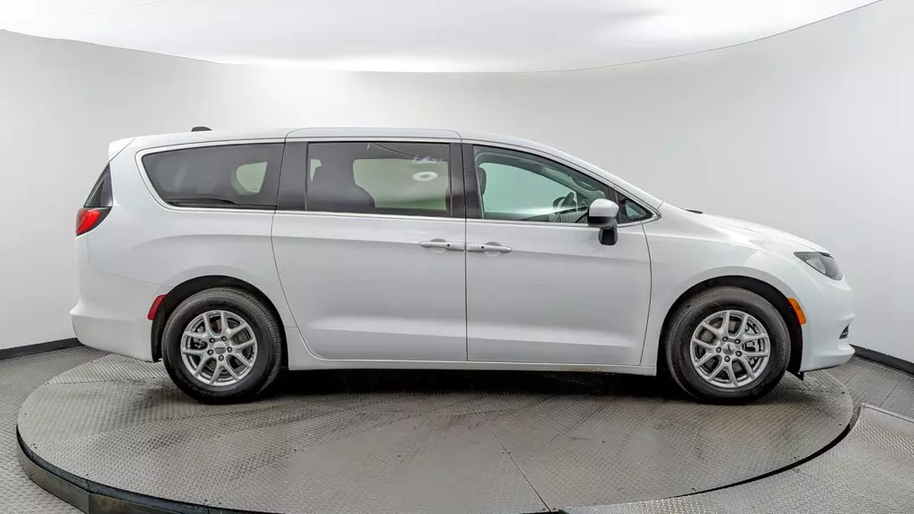 Florida Fine Cars - Used CHRYSLER VOYAGER 2022 MIAMI LX