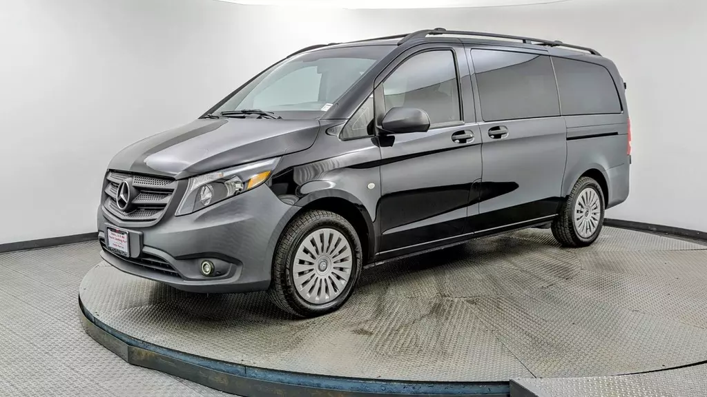 Florida Fine Cars - Used MERCEDES-BENZ METRIS PASSENGER VAN 2019 WEST PALM WORKER