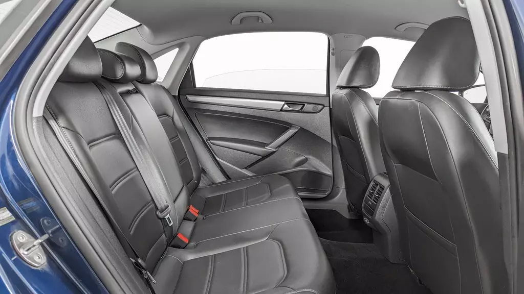 Florida Fine Cars - Used VOLKSWAGEN PASSAT 2020 ORLANDO 2.0T SE