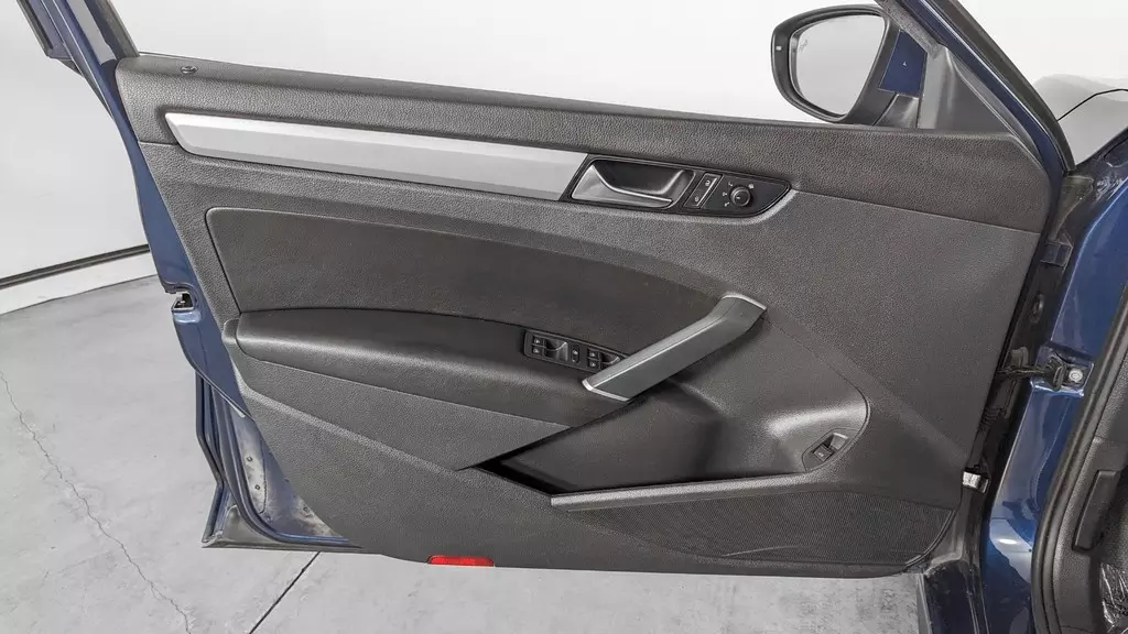 Florida Fine Cars - Used VOLKSWAGEN PASSAT 2020 ORLANDO 2.0T SE