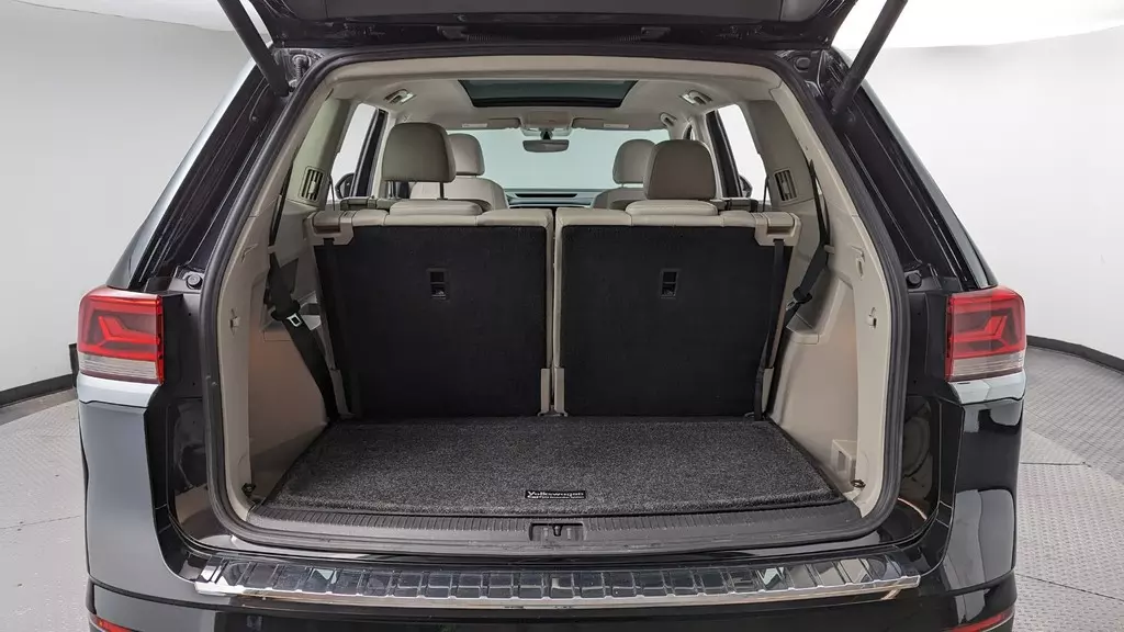 Florida Fine Cars - Used VOLKSWAGEN ATLAS 2021 WEST PALM 3.6L V6 SE W/TECHNOLOGY