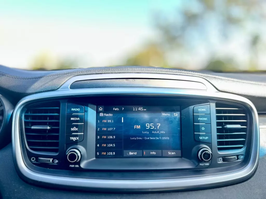 Florida Fine Cars - Used KIA SORENTO 2019 MIAMI S V6