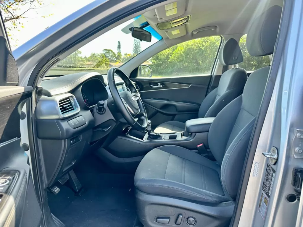 Florida Fine Cars - Used KIA SORENTO 2019 MIAMI S V6