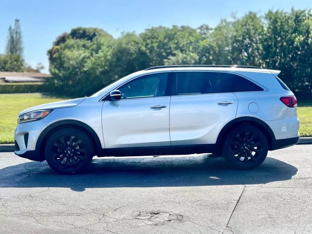 Florida Fine Cars - Used KIA SORENTO 2019 MIAMI S V6