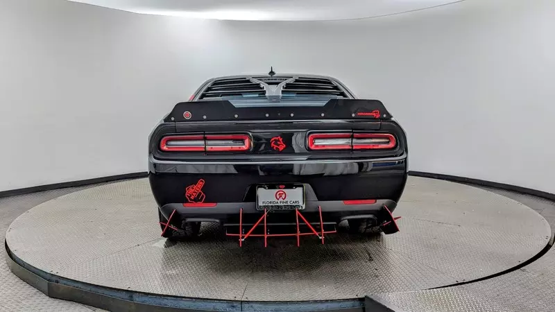 Used 2018 DODGE CHALLENGER 392 HEMI SCAT PACK SHAKER for sale in