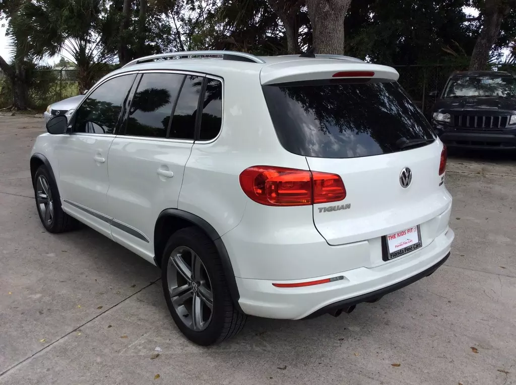 Florida Fine Cars - Used VOLKSWAGEN TIGUAN 2017 WEST PALM SPORT