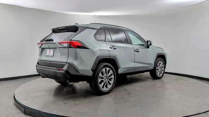 Used 2022 TOYOTA RAV4 XLE PREMIUM for sale in MIAMI | 142080