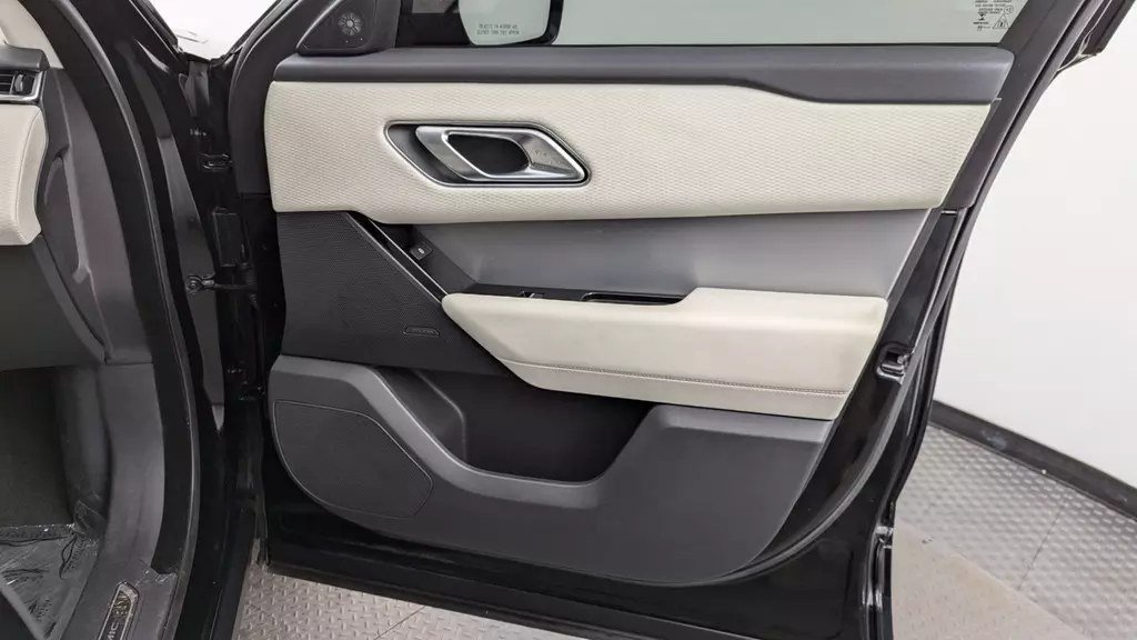 Florida Fine Cars - Used LAND ROVER RANGE ROVER VELAR 2020 MIAMI R-DYNAMIC S