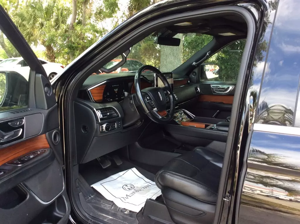 Florida Fine Cars - Used LINCOLN NAVIGATOR 2018 WEST PALM SELECT