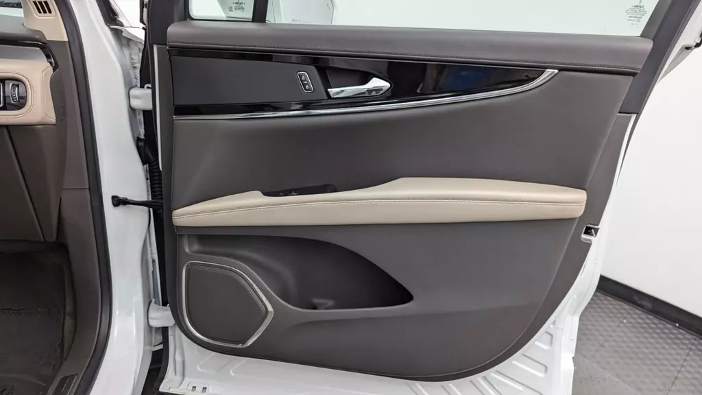 Florida Fine Cars - Used LINCOLN NAUTILUS 2022 MIAMI STANDARD