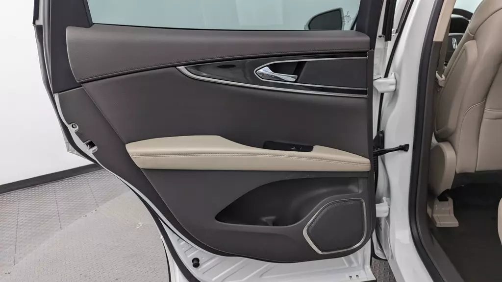 Florida Fine Cars - Used LINCOLN NAUTILUS 2022 MIAMI STANDARD