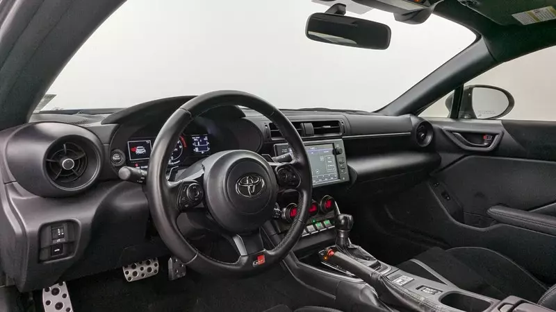 Used 2022 TOYOTA GR86 PREMIUM for sale in MIAMI | 143825